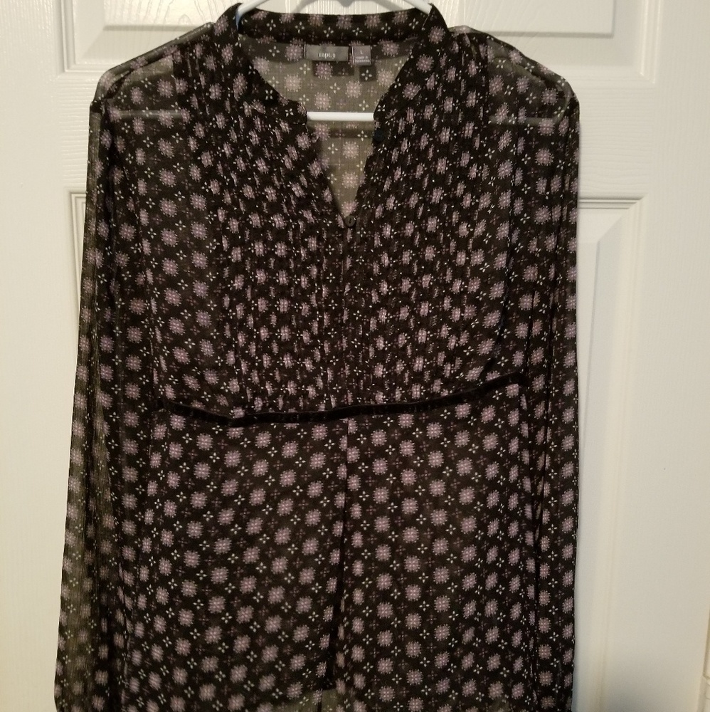 Super sheer blouse with tie in back